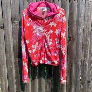 Patagonia lightweight hooded sweatshirt, Size L- runs small fits size 8.